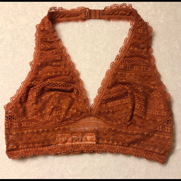 Victoria’s Secret NWT Lace Halter Bralette - Picture 3 of 6